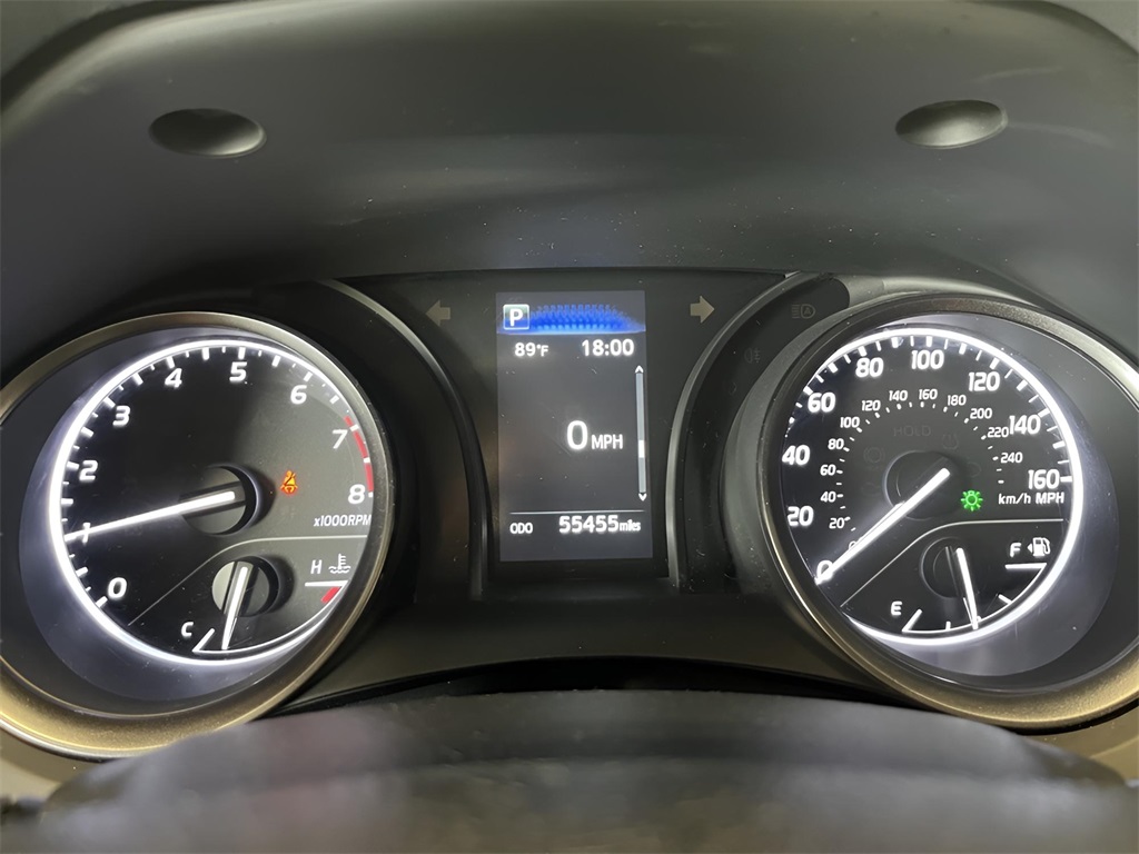 2023 Toyota Camry SE photo 18