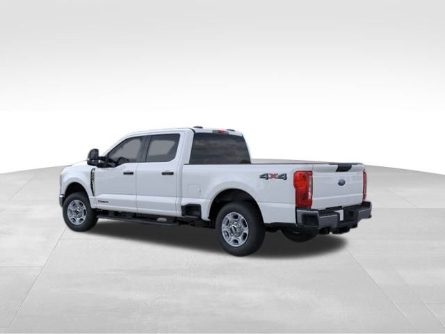 2026 Ford F-350 XLT photo 4