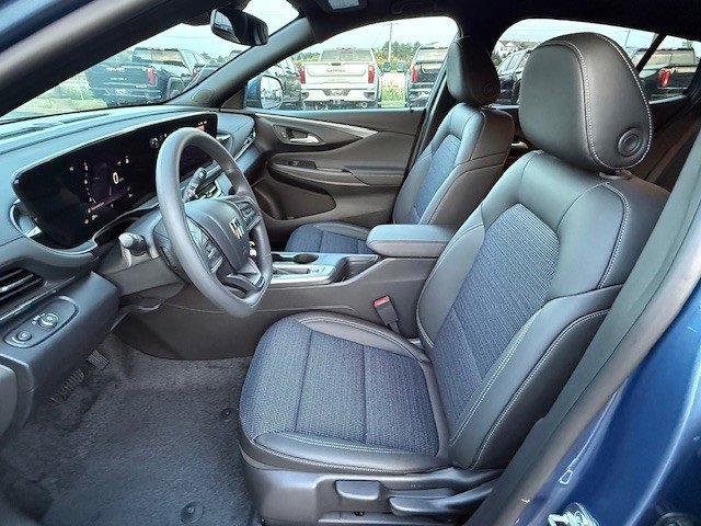 2025 Buick Envista Preferred photo 7