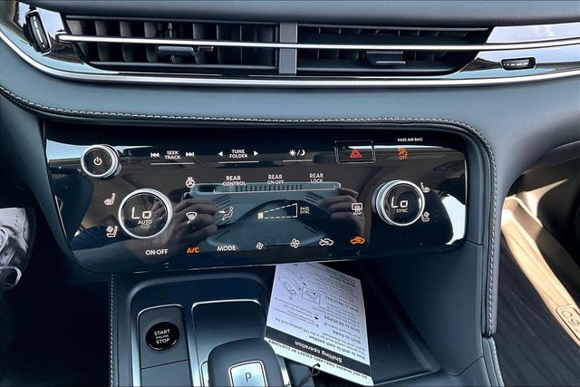 2026 Infiniti QX60 Luxe photo 30