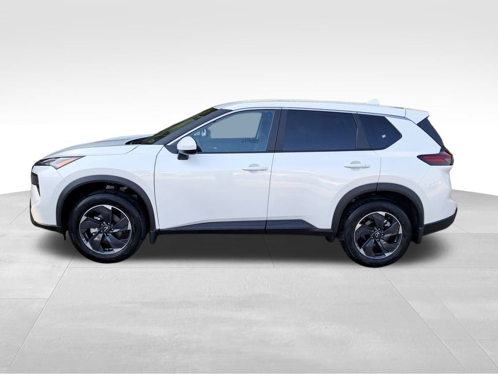 2026 Nissan Rogue SV photo 2