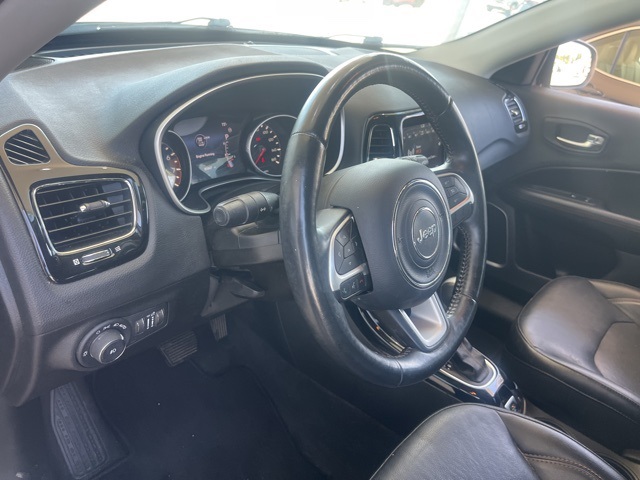 2018 Jeep Compass Limited photo 8