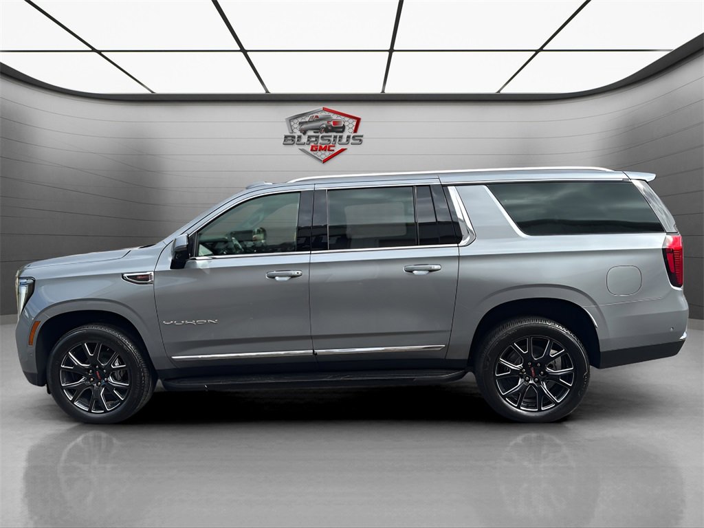 2026 Gmc Yukon XL photo 2