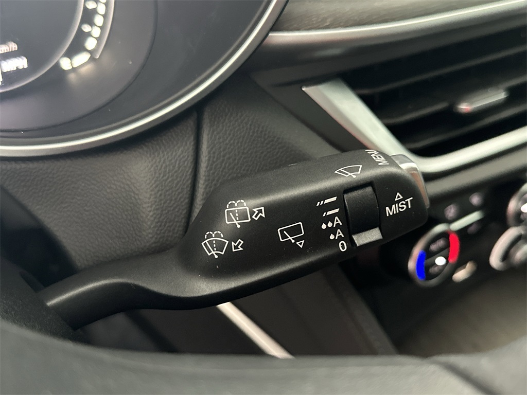 2018 Alfa Romeo Stelvio Ti photo 22