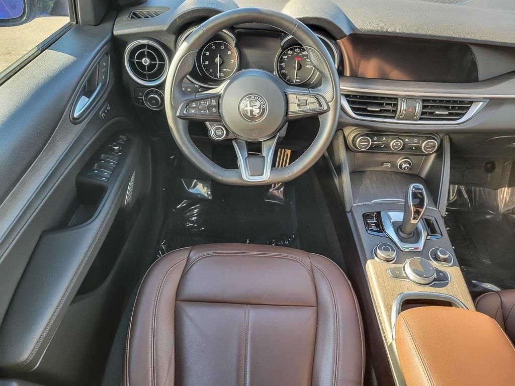 2022 ALFA ROMEO STELVIO - Image 11
