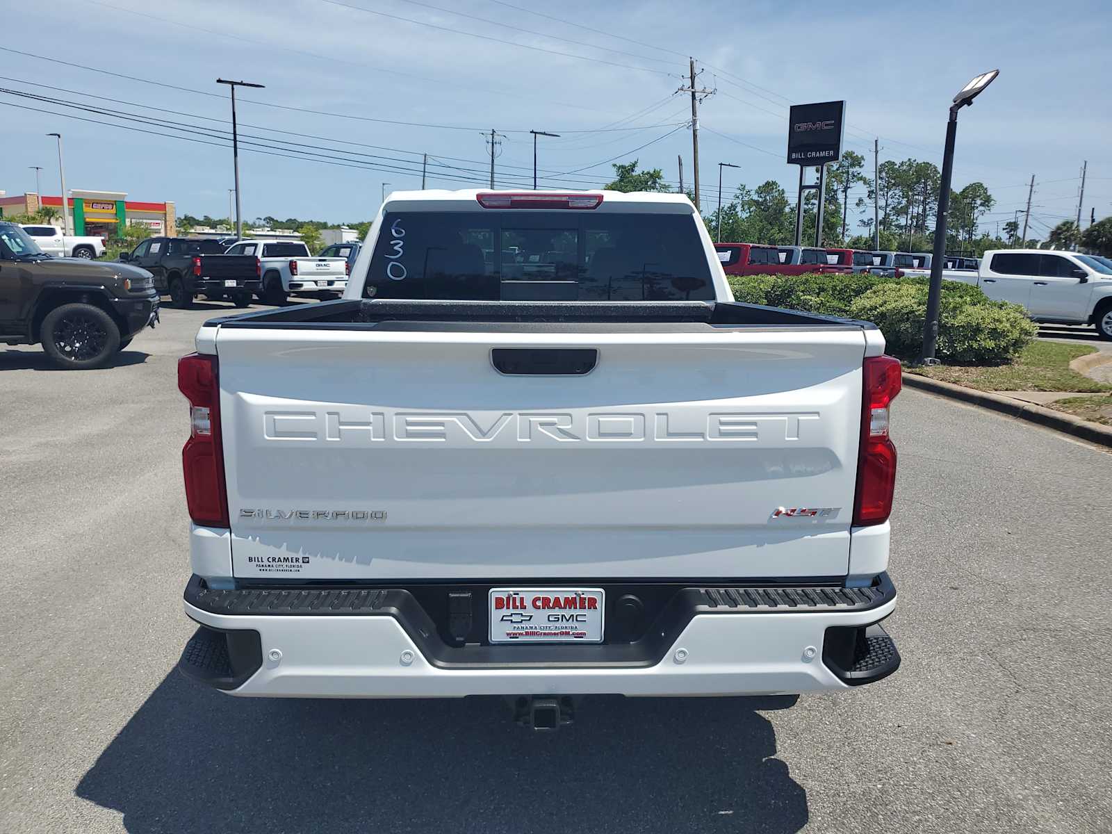 2025 Chevrolet Silverado 1500 RST photo 3