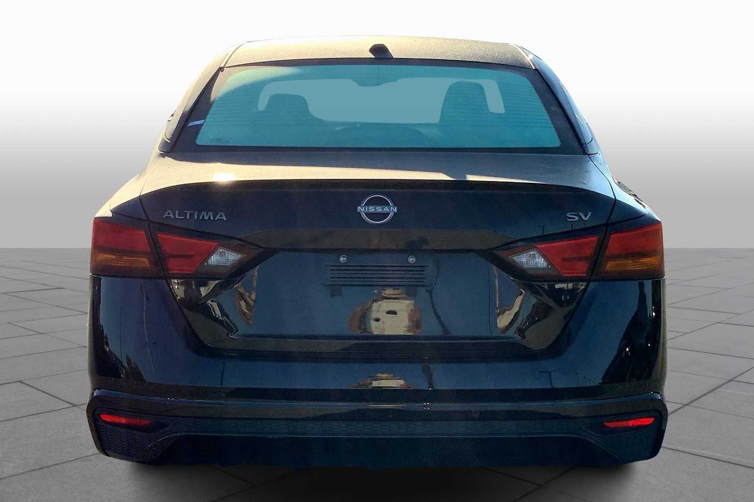 2024 Nissan Altima 2.5 SV photo 4