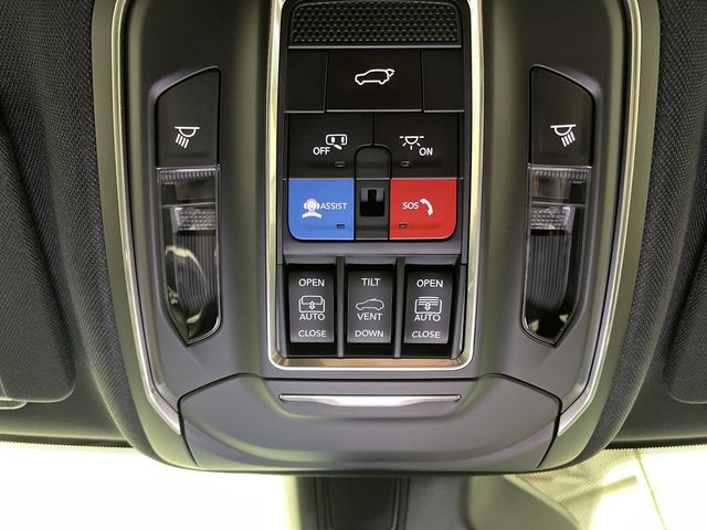 2025 Jeep Grand Cherokee Limited photo 24