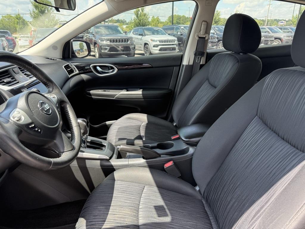 2019 Nissan Sentra SV photo 10