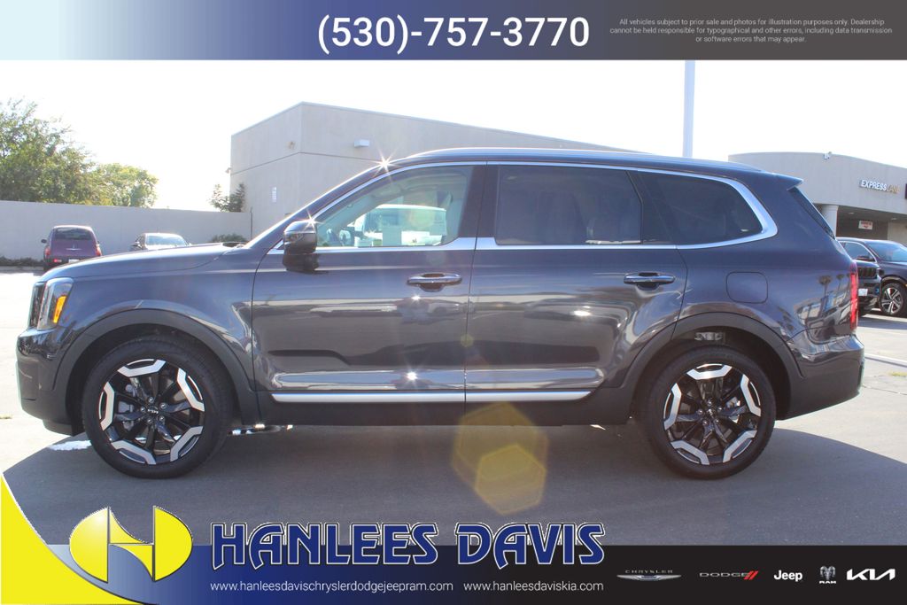 2025 Kia Telluride S photo 2