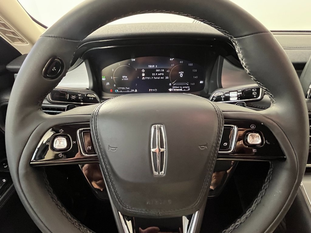 2023 Lincoln Aviator Standard photo 8