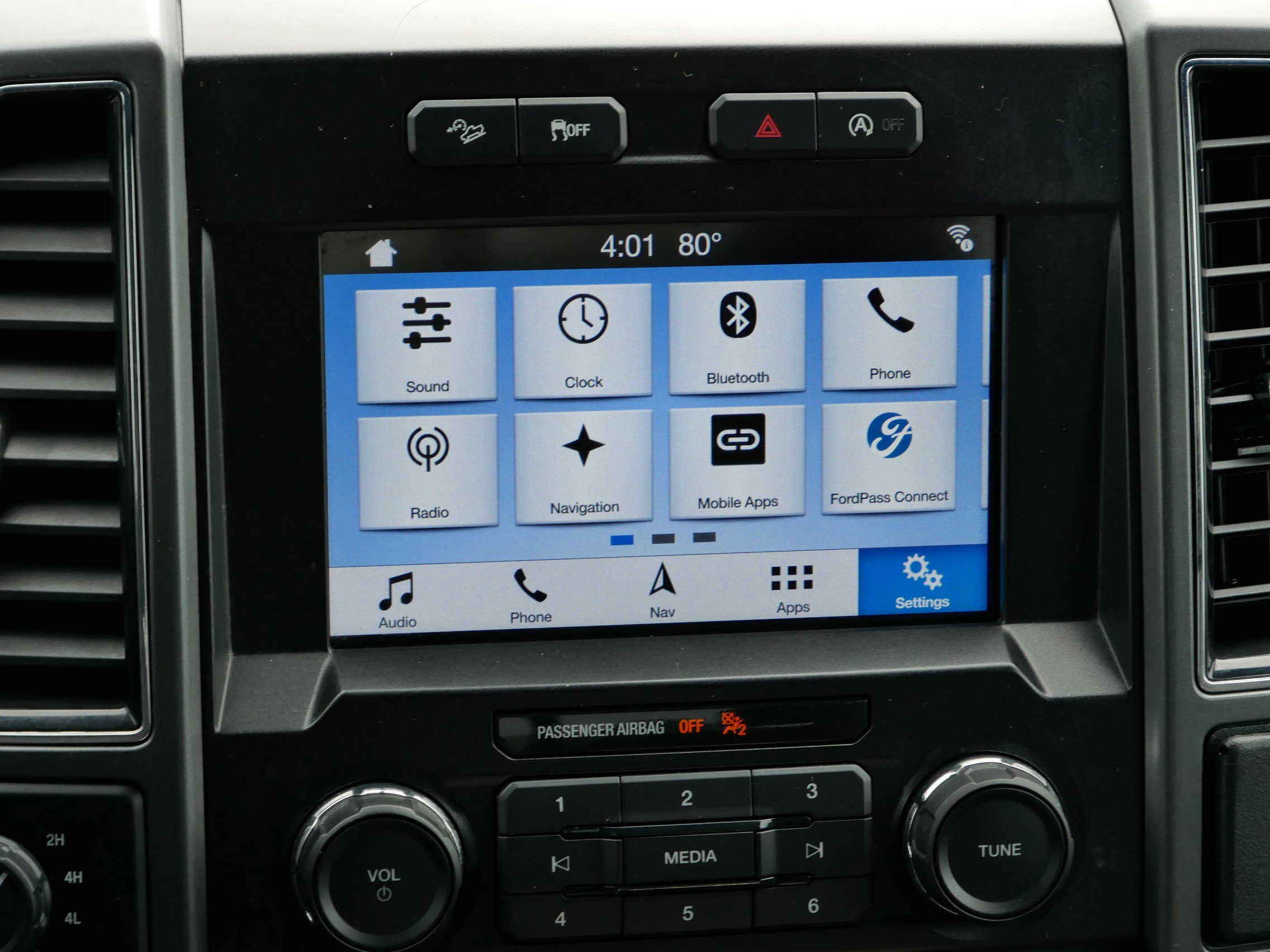 2019 Ford F-150 XLT photo 13