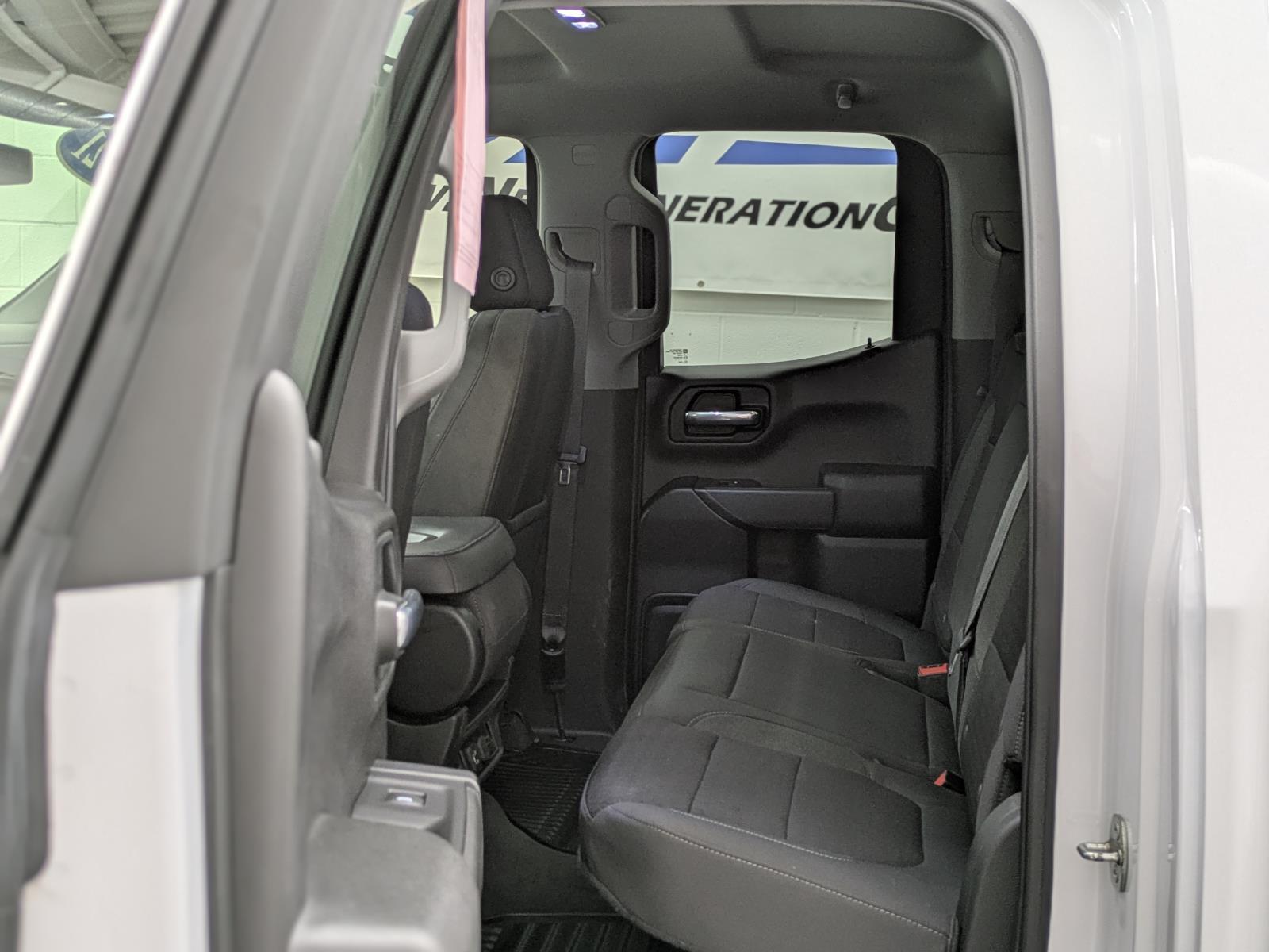 2021 Chevrolet Silverado 1500 photo 10