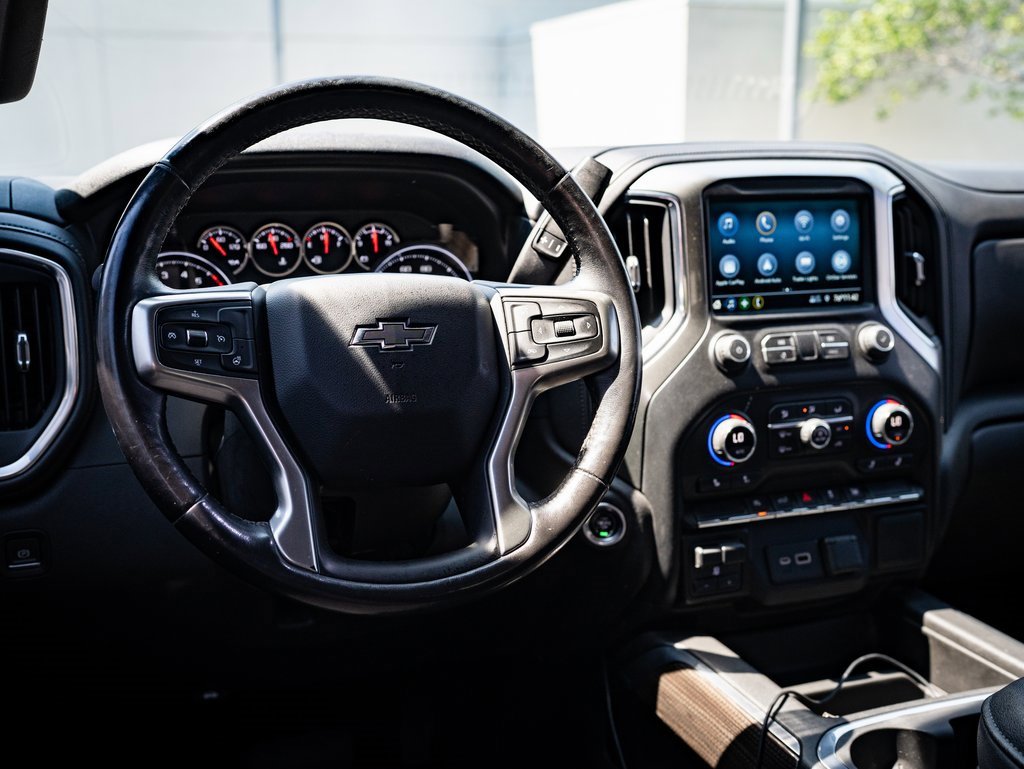 2021 Chevrolet Silverado 1500 RST photo 4