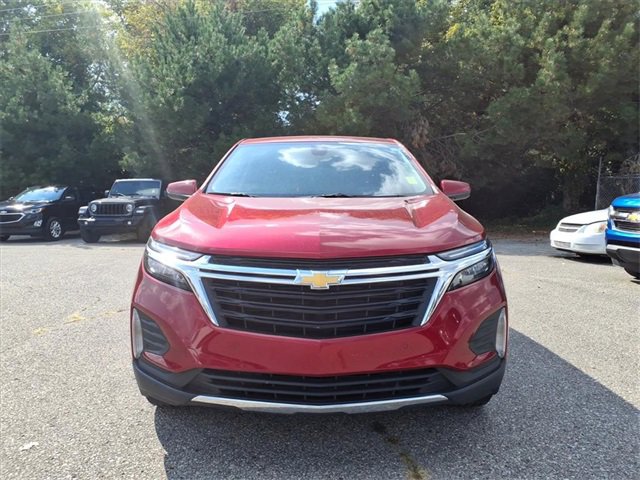 2024 Chevrolet Equinox LT photo 2