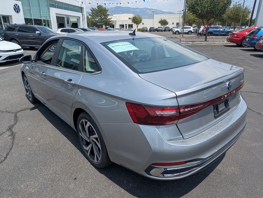 2025 Volkswagen Jetta 1.5T SEL photo 7