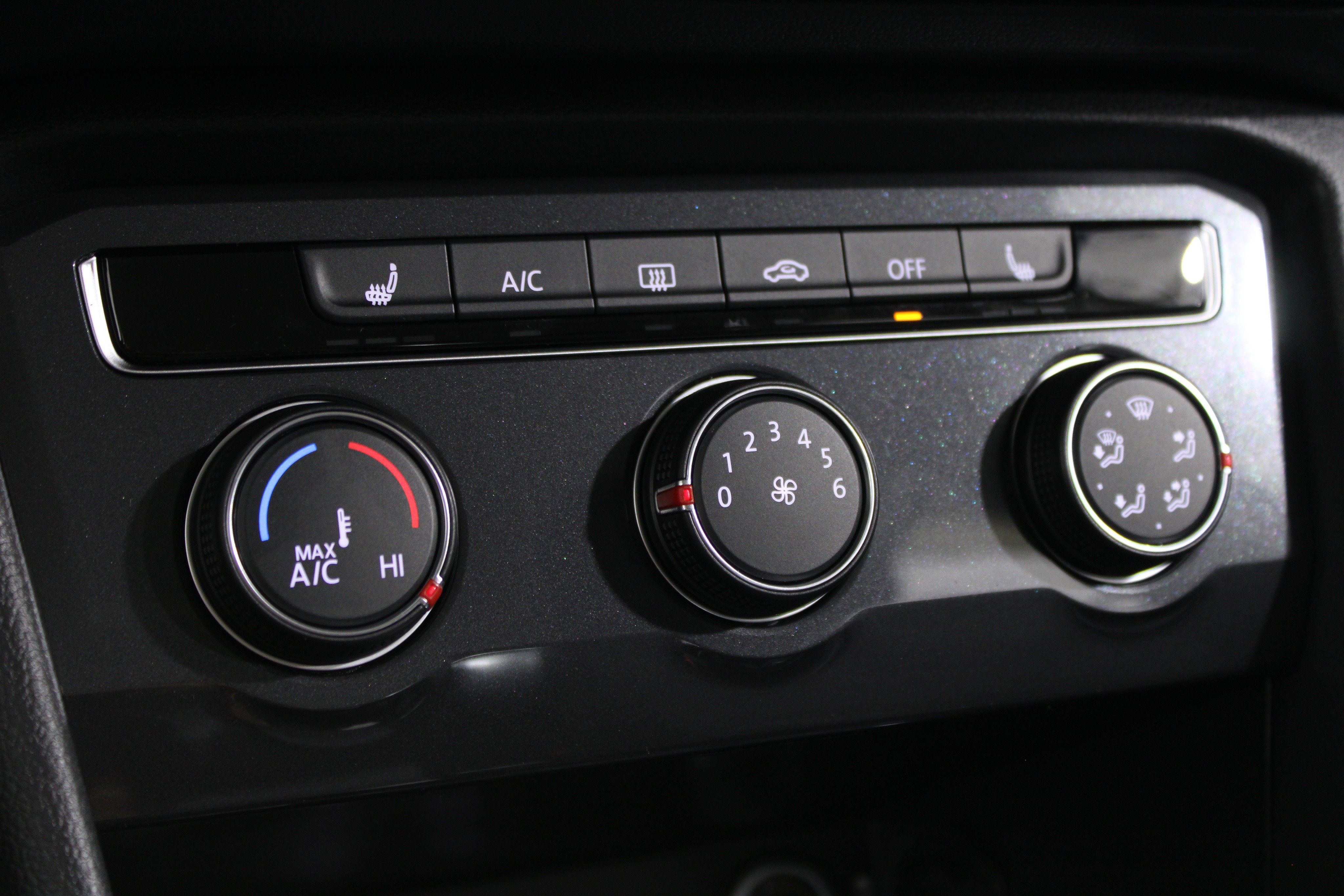 2024 Volkswagen Tiguan S photo 9