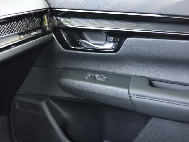 2023 Honda CR-V EX-L photo 28
