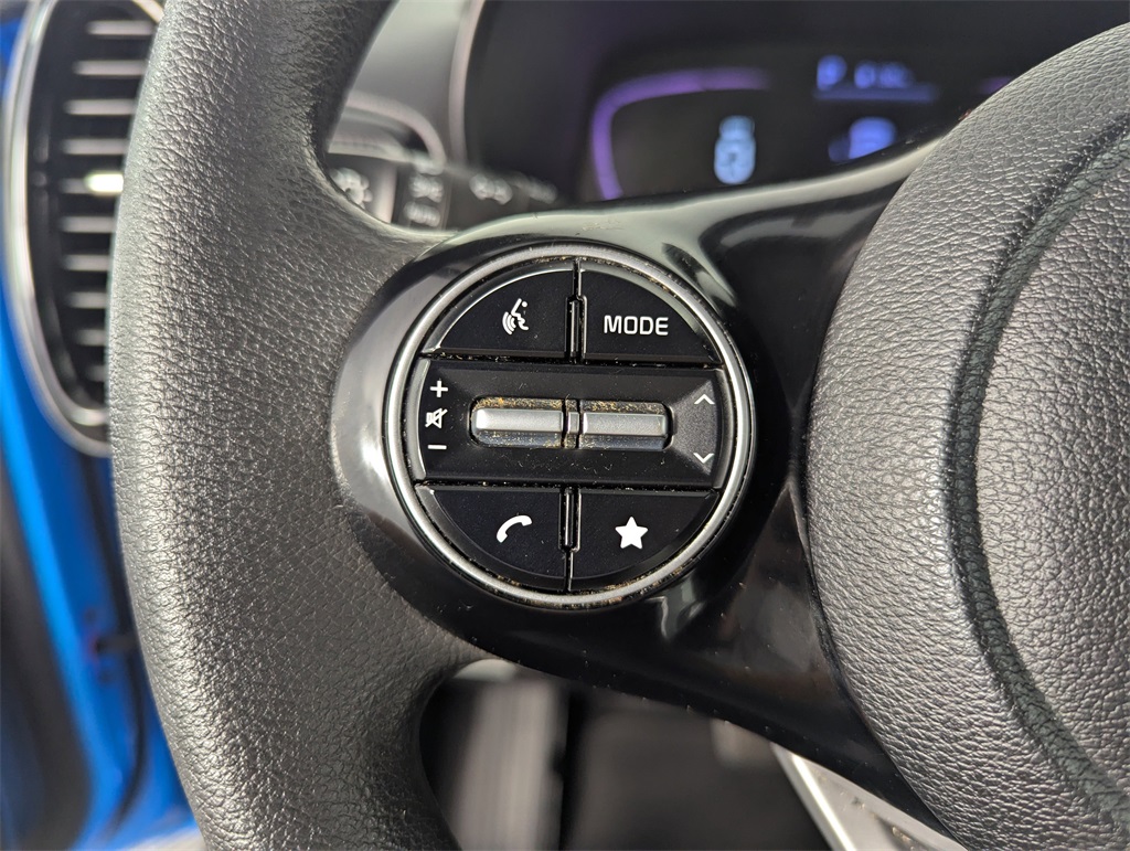 2023 Kia Soul S photo 18