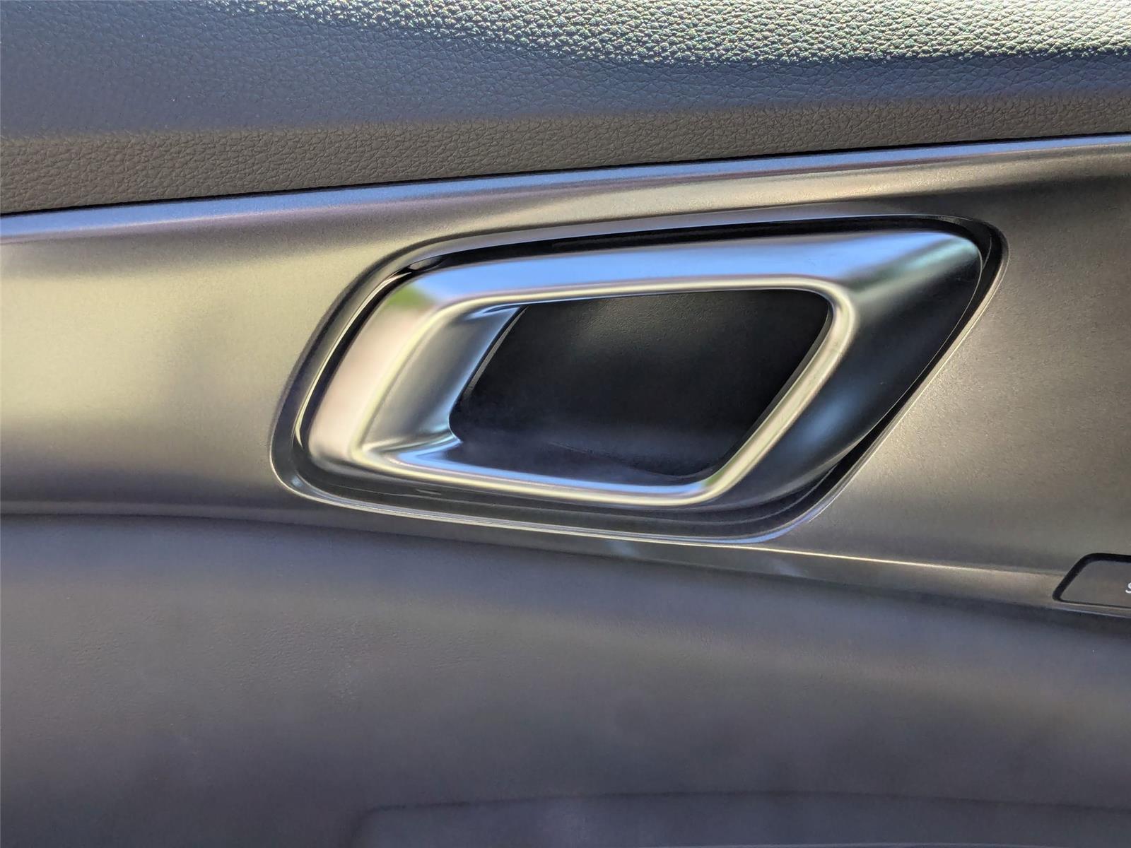2025 Kia Carnival SX Prestige photo 12