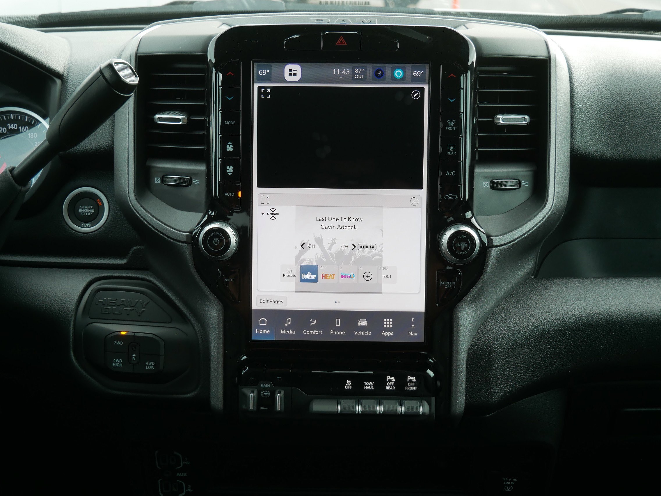 2026 Ram 2500 Tradesman photo 10