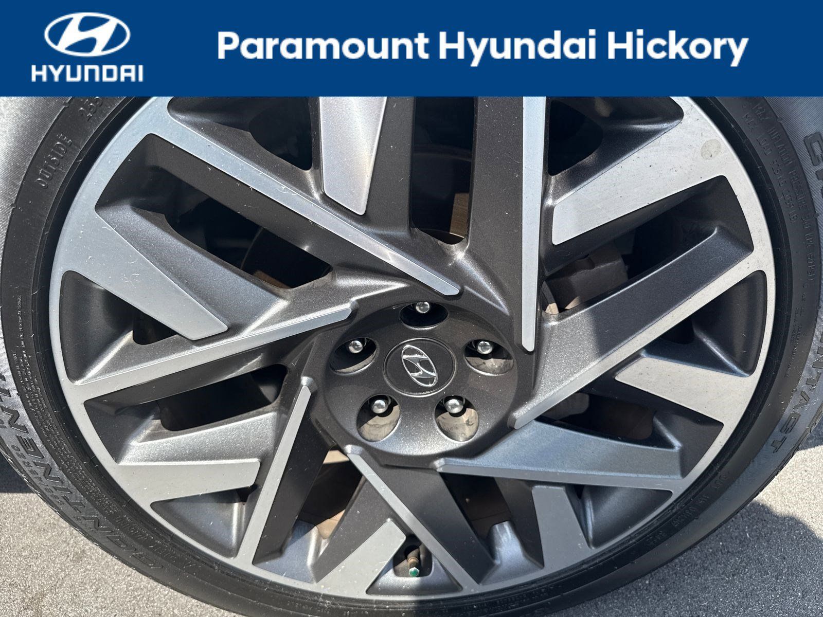 2023 Hyundai Santa Fe Calligraphy photo 9
