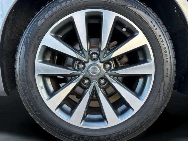 2017 Nissan Altima 2.5 SL photo 32
