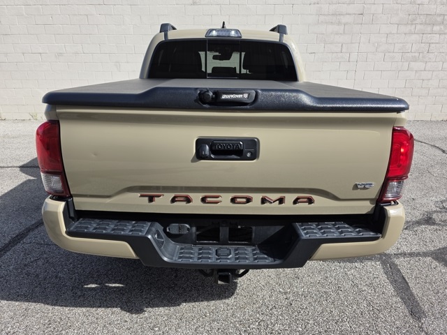 2019 Toyota Tacoma TRD Sport photo 4