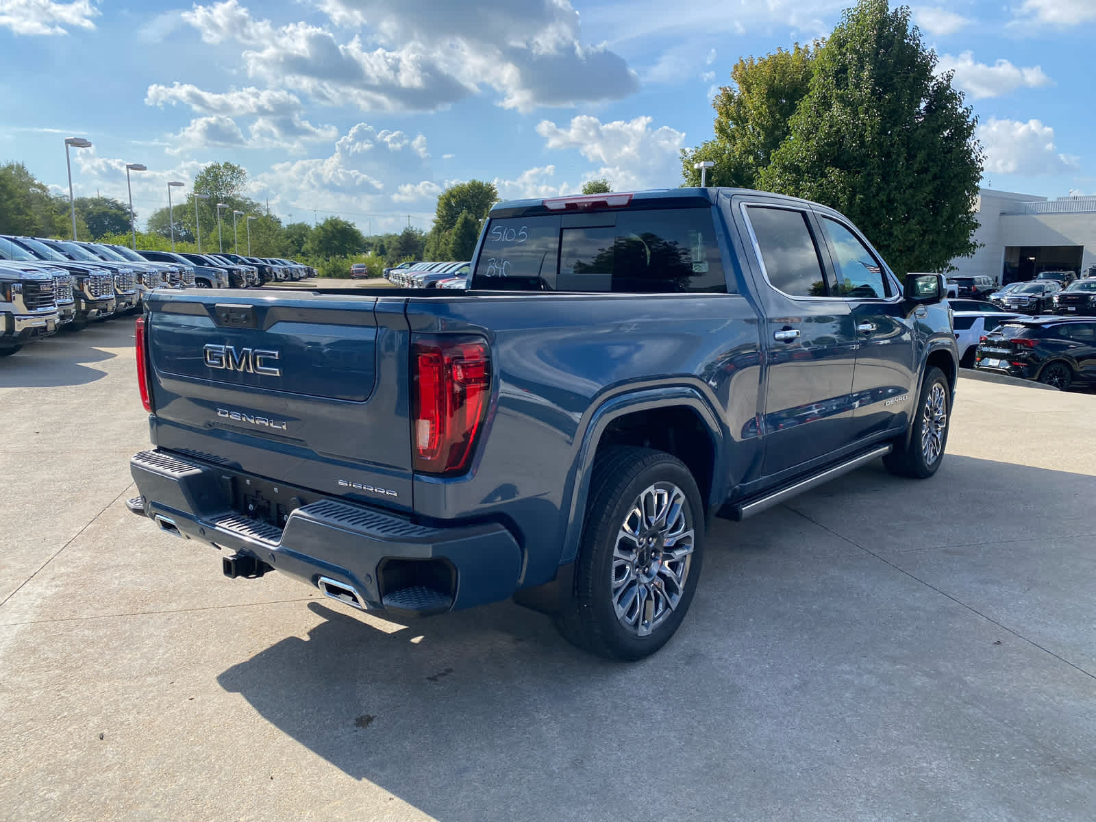 2026 Gmc Sierra 1500 Denali Ultimate photo 6