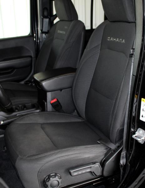2019 Jeep Wrangler Unlimited Sahara photo 21