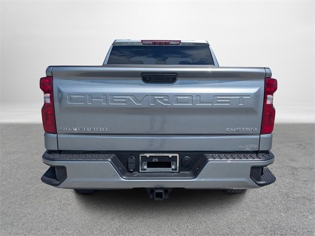 2026 Chevrolet Silverado 1500 Custom photo 4