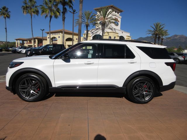 2026 Ford Explorer ST's photo
