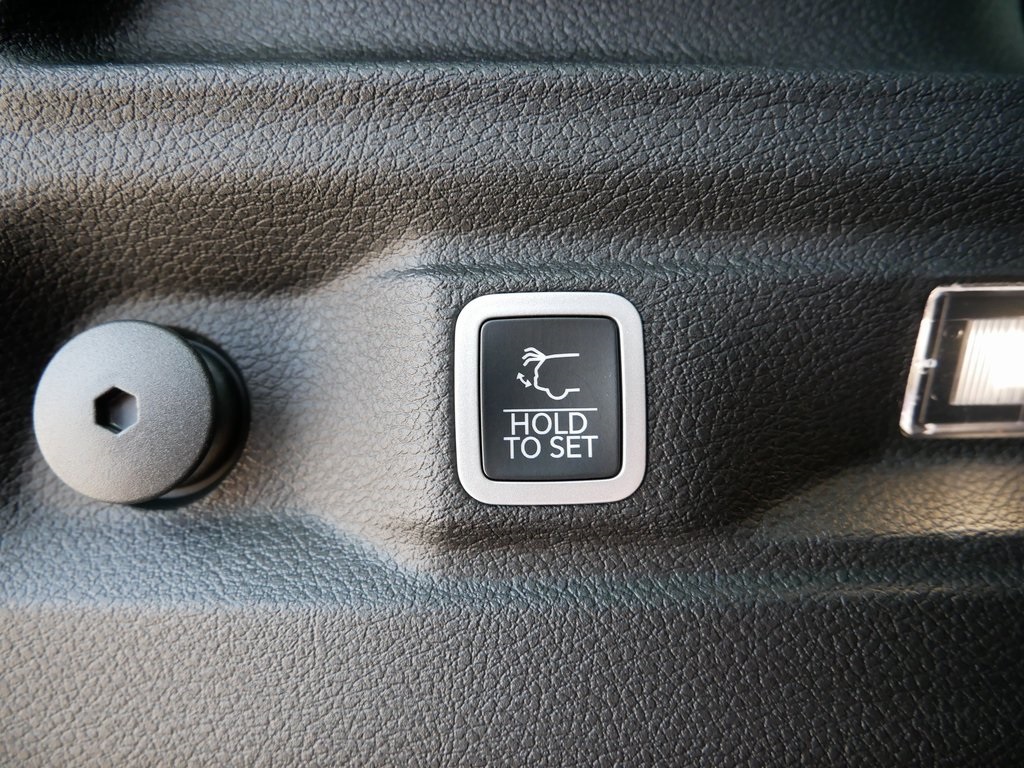 2025 Jeep Grand Cherokee Altitude X photo 14