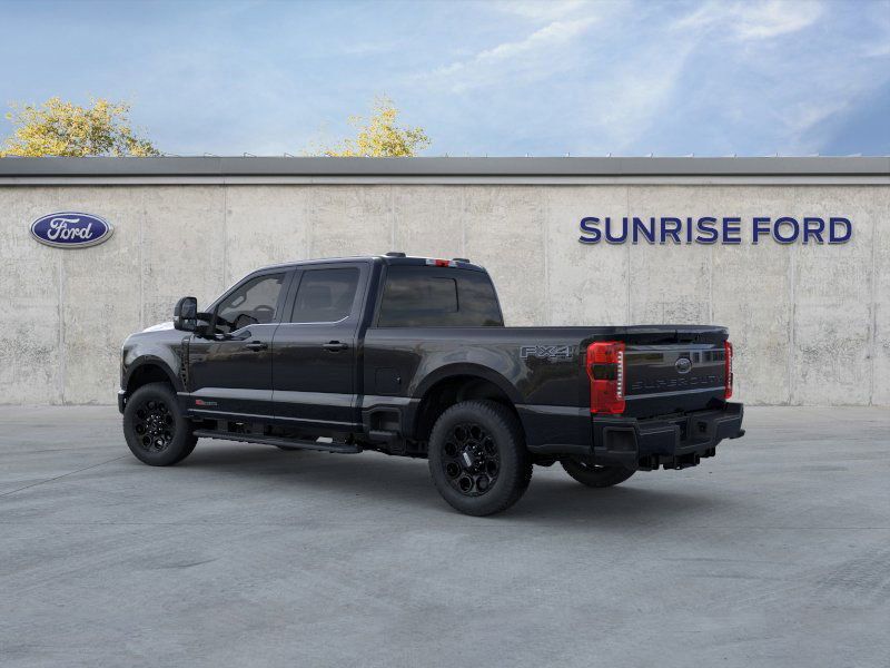 2025 Ford F-350 Lariat photo 4