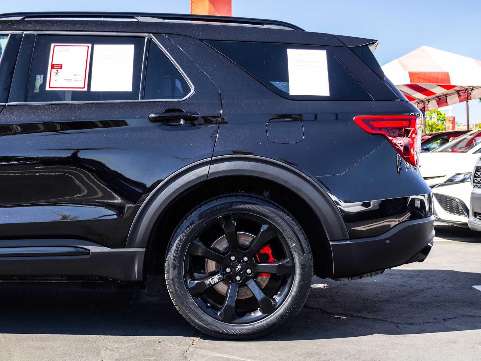 2020 Ford Explorer ST photo 8