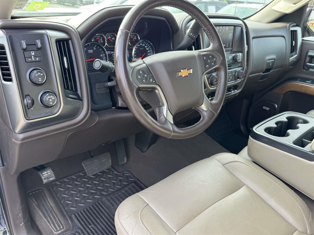 2019 Chevrolet Silverado 2500HD LTZ photo 2