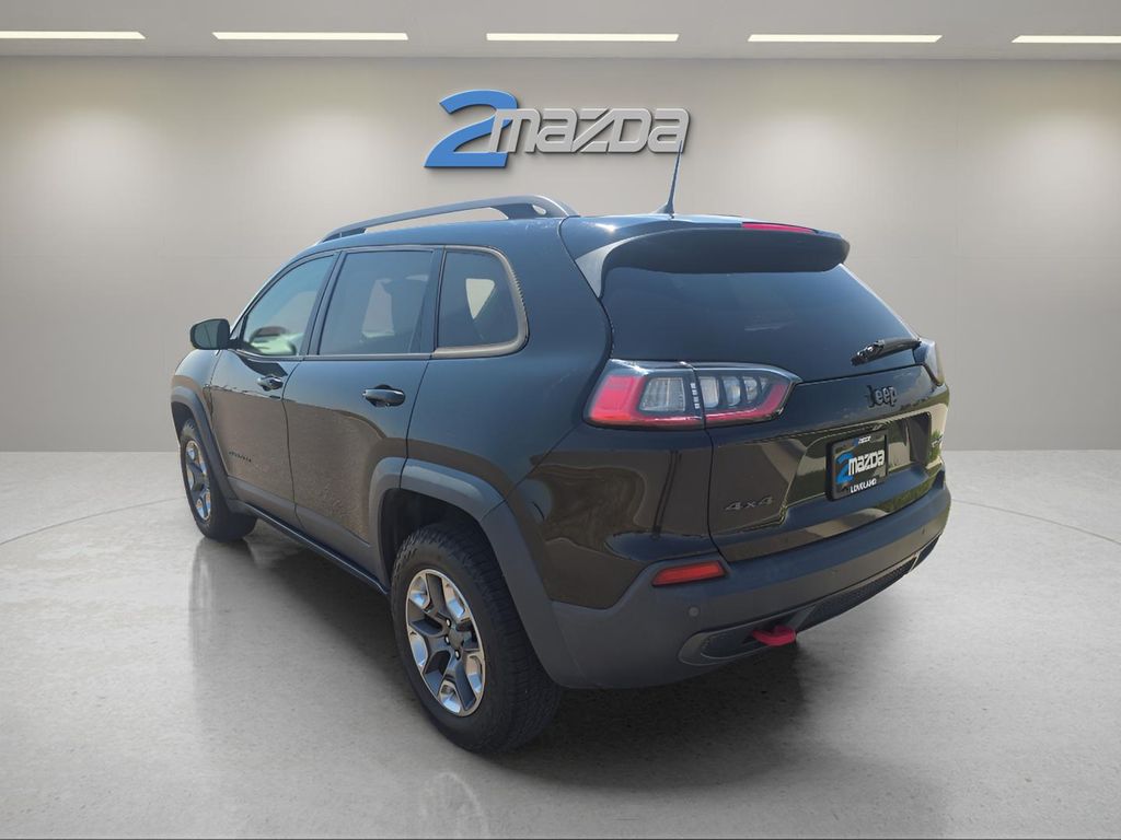 2019 Jeep Cherokee Trailhawk photo 3