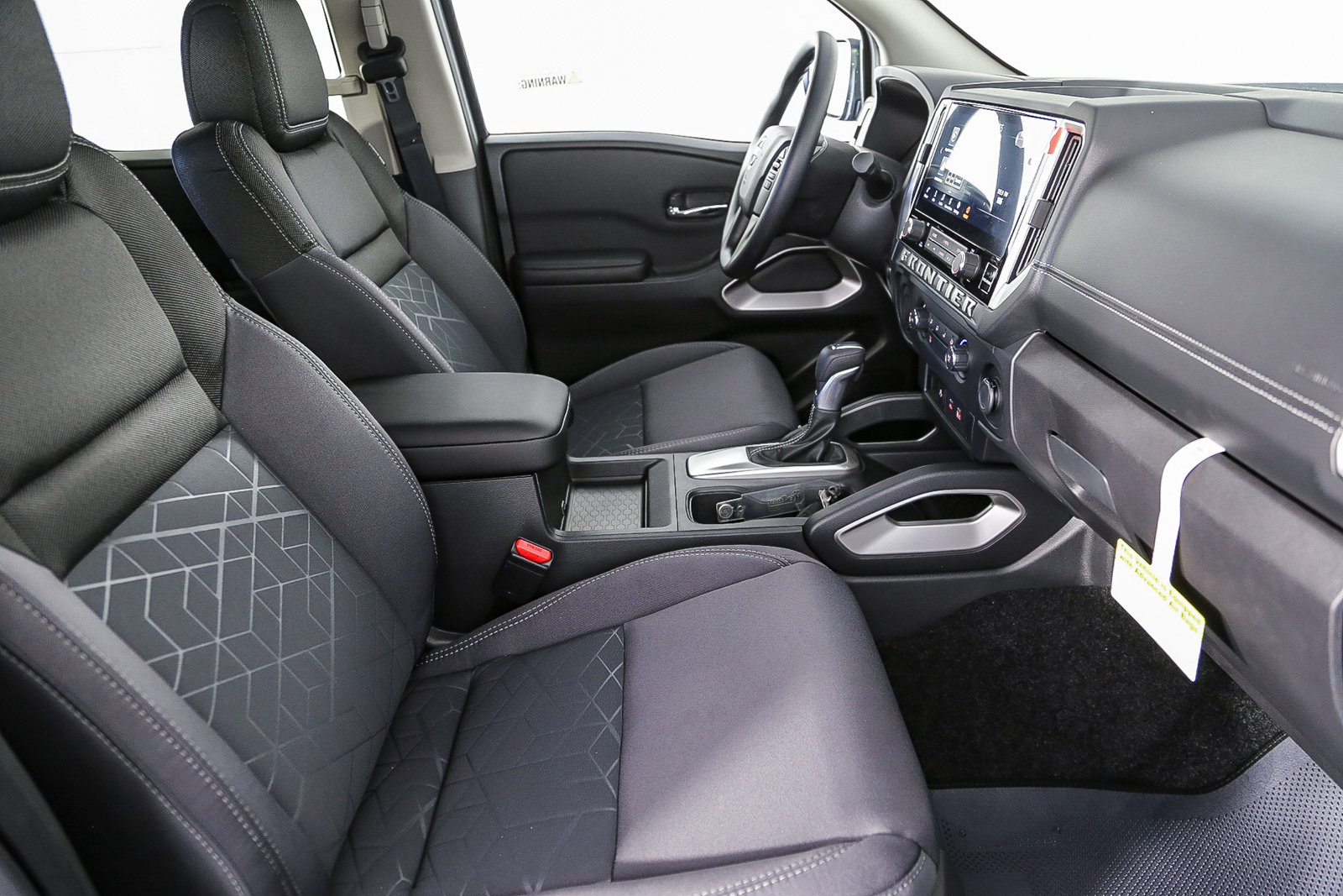 2025 Nissan Frontier Crew Cab SV photo 29