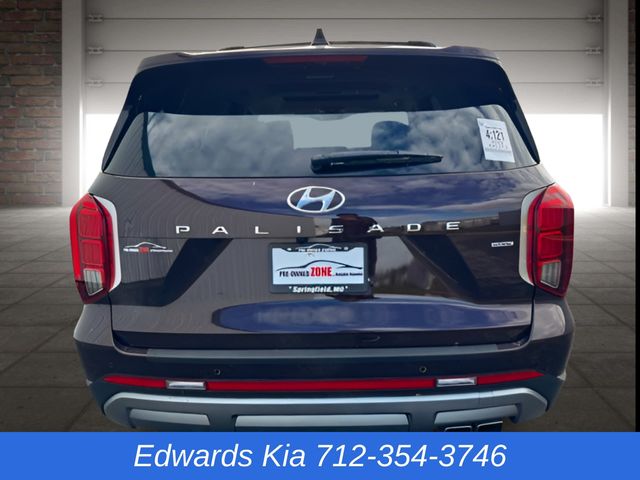 2023 Hyundai Palisade Limited photo 3