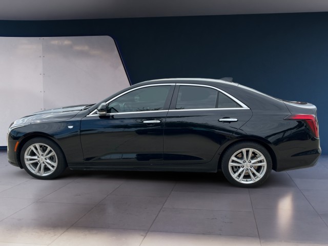 2022 Cadillac CT4 Luxury photo 2
