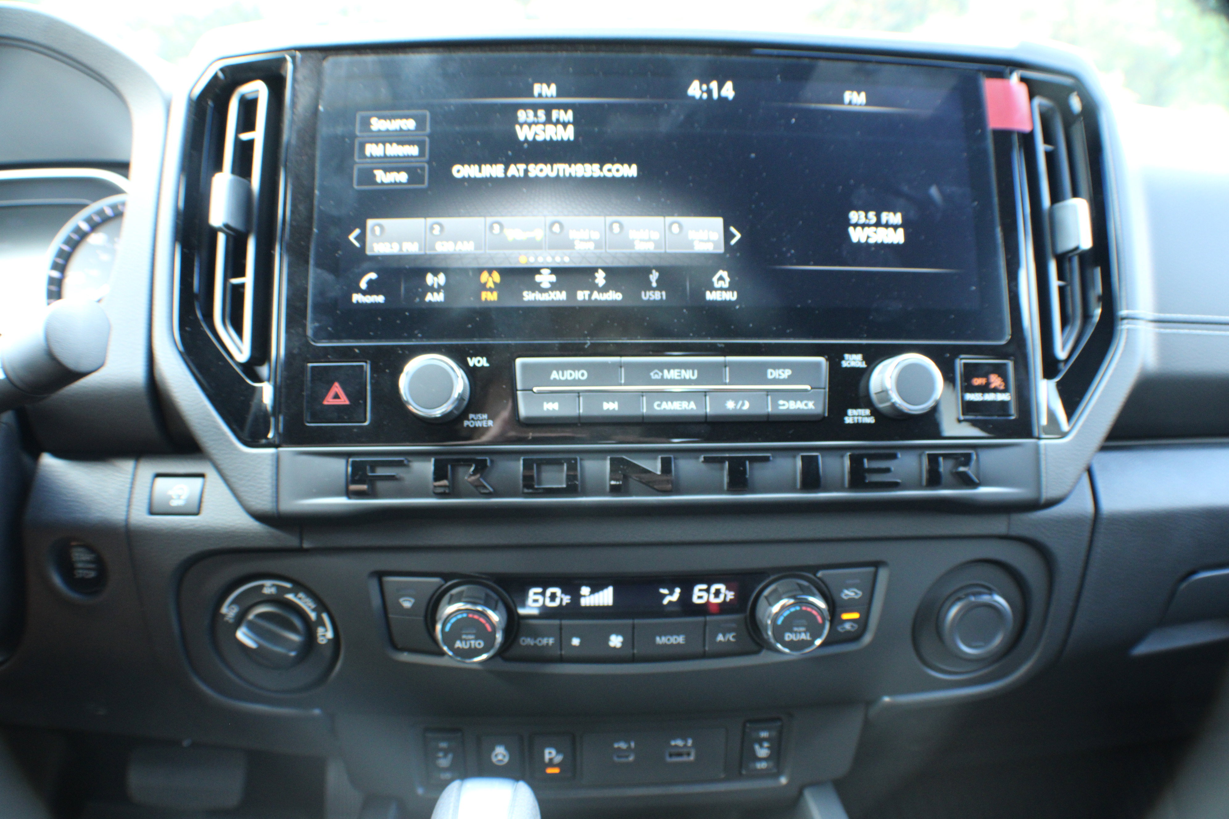 2026 Nissan Frontier SV photo 4