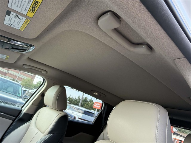 2022 Hyundai Santa Fe Limited photo 2