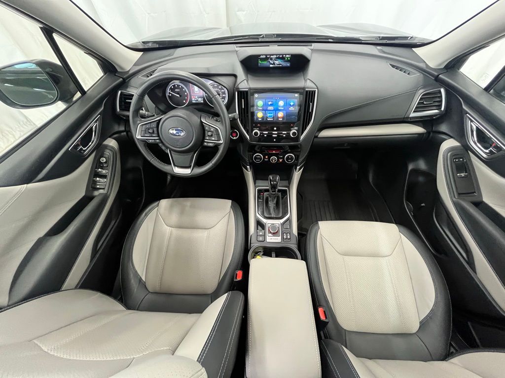 2022 Subaru Forester Limited photo 12