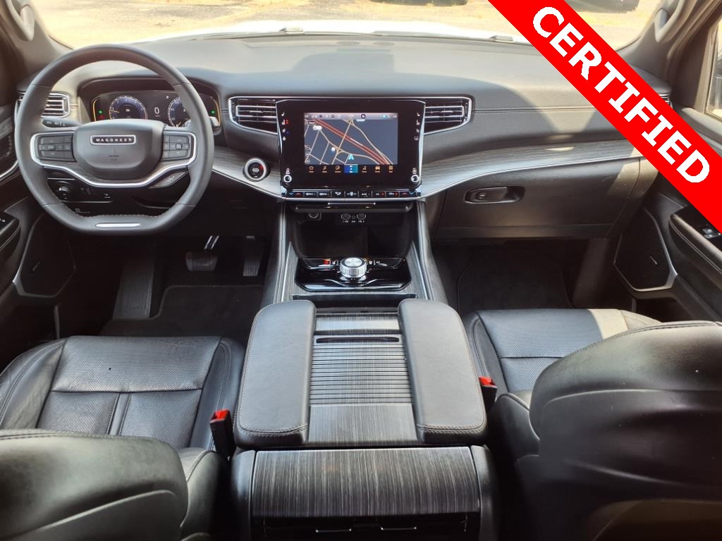 2024 Jeep Wagoneer L Series II photo 14