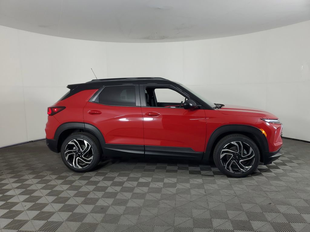 2026 Chevrolet Trailblazer RS photo 3