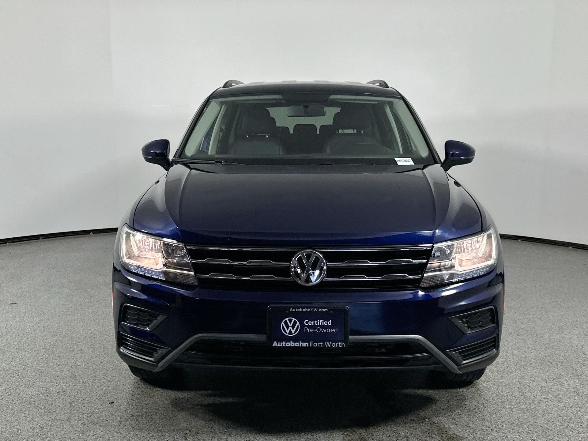 2021 Volkswagen Tiguan S photo 2