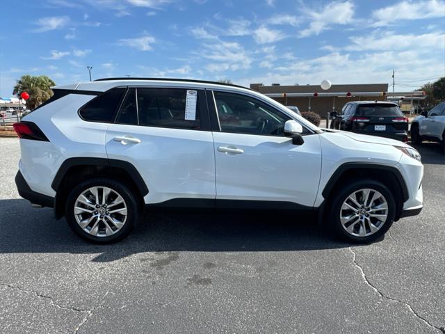 2024 Toyota RAV4 XLE Premium photo 2