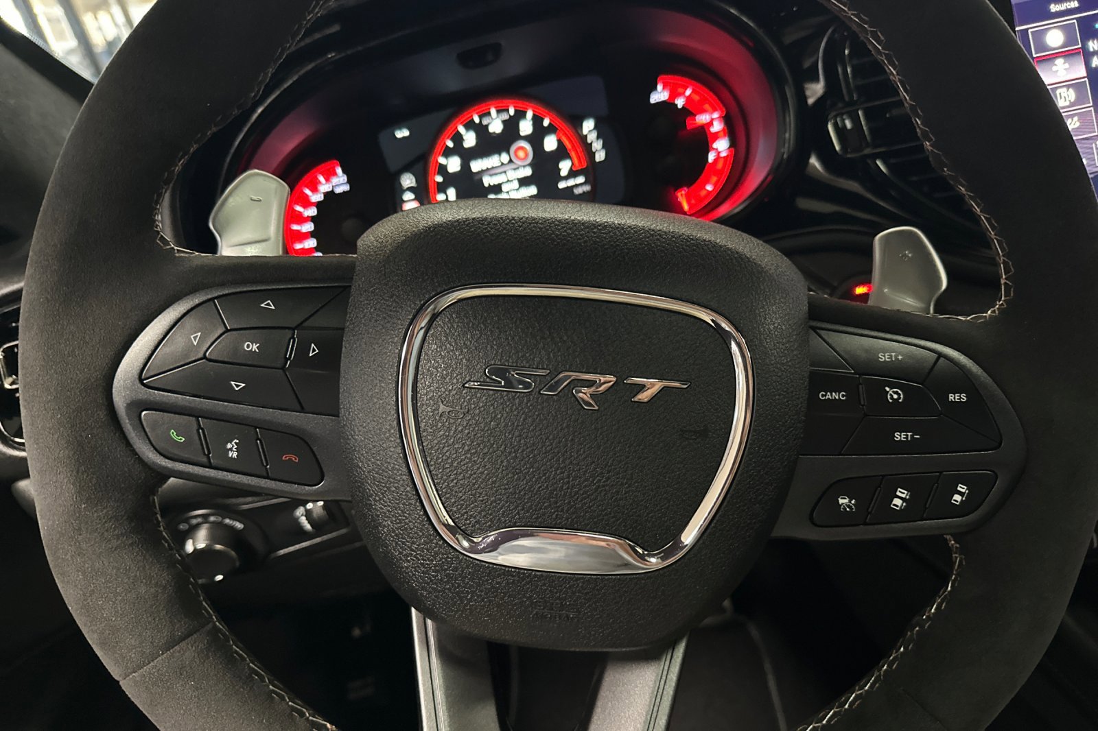 2025 Dodge Durango SRT Hellcat photo 18