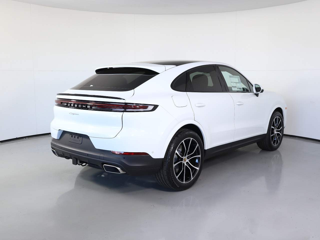 2025 Porsche Cayenne Coupe photo 7