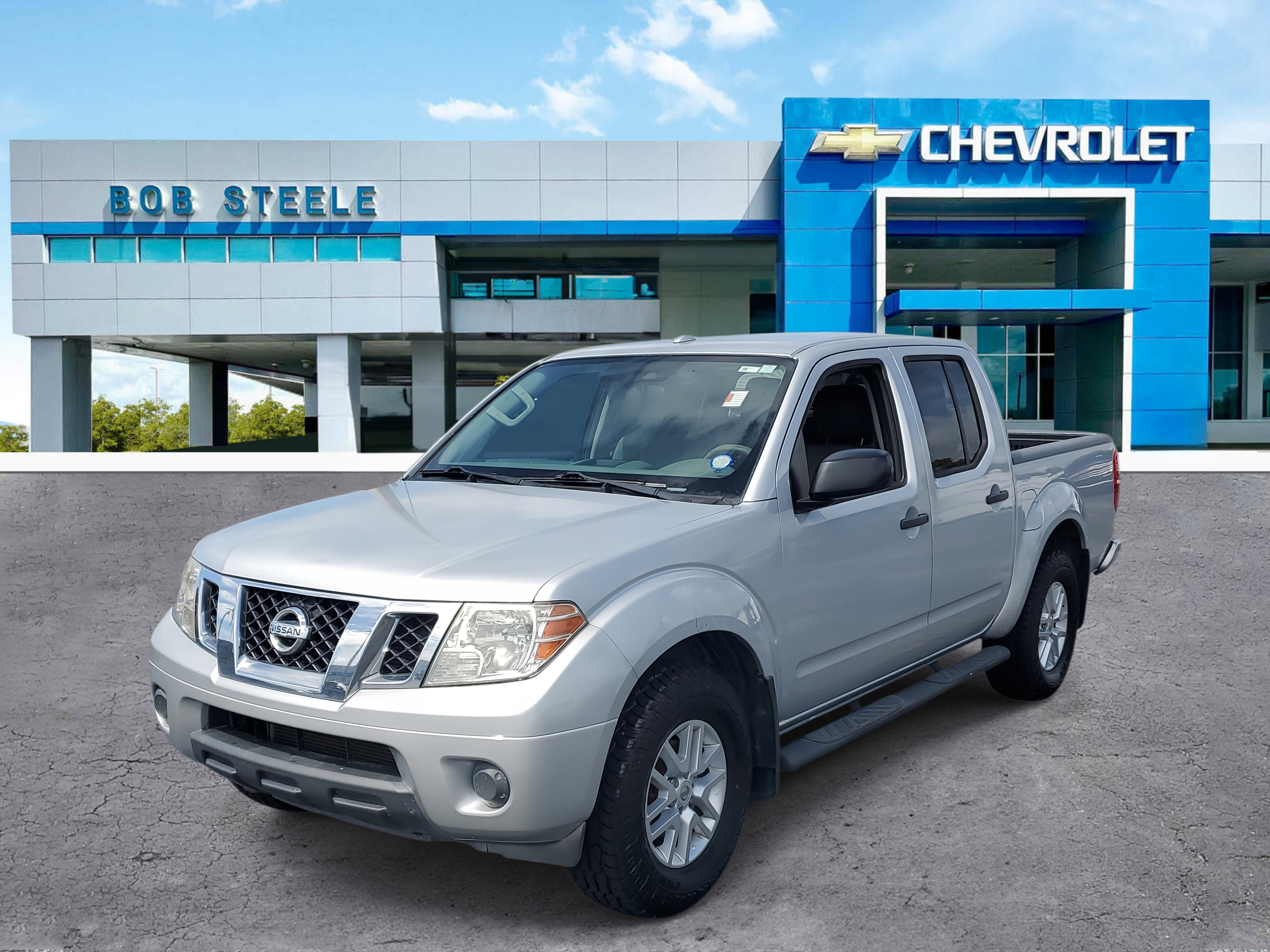 2017 Nissan Frontier SV photo 2